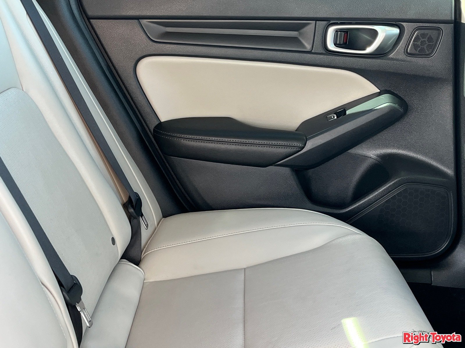 Used 2024 Honda Civic EX-L image 14
