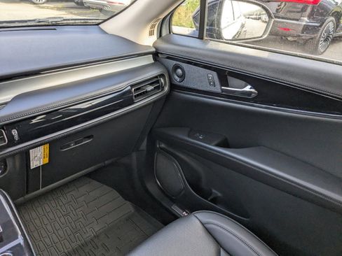 Certified 2023 Lincoln Nautilus Reserve w/ Monochromatic Package image 19