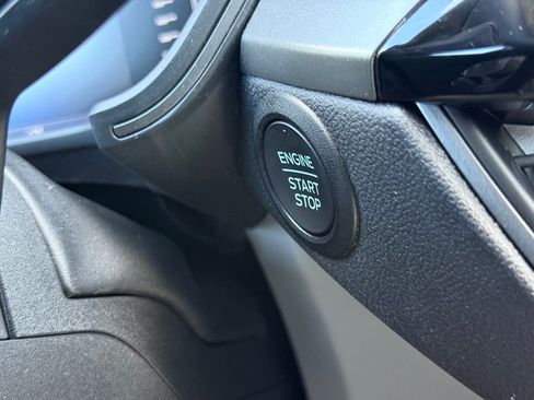 Used 2023 Ford Escape Active AWD/4WD image 32