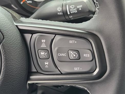 New 2026 Jeep Gladiator Sport AWD/4WD image 12