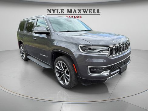Used 2022 Jeep Wagoneer Series II w/ Premium Group I RWD image 14