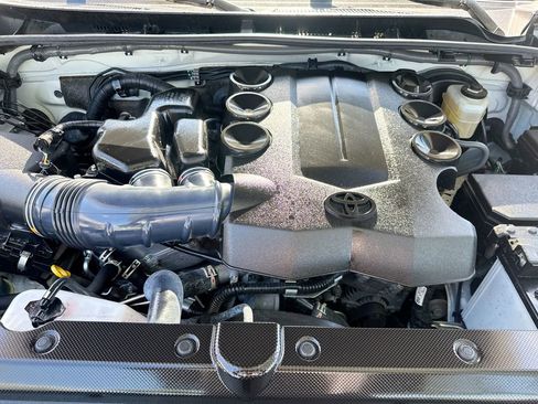 Used 2023 Toyota 4Runner Limited RWD image 32