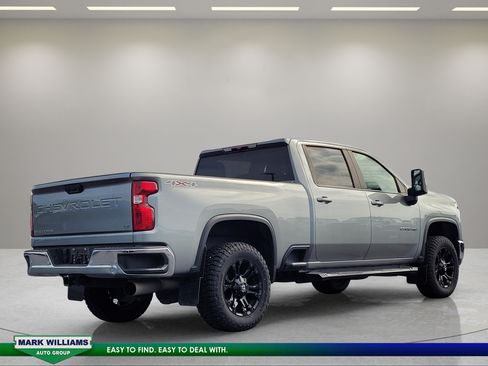 Used 2024 Chevrolet Silverado 2500 LT w/ All Star Edition AWD/4WD image 4