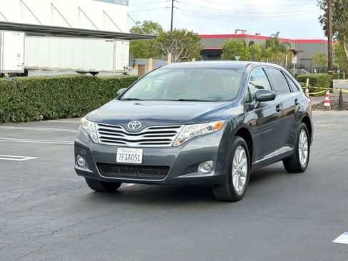 Used 2012 Toyota Venza LE AWD/4WD image 8