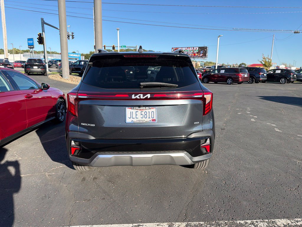 Used 2026 Kia Seltos S AWD/4WD image 5