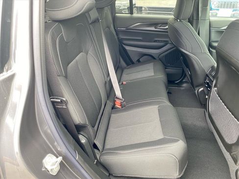 New 2026 Jeep Grand Cherokee Laredo X AWD/4WD image 16
