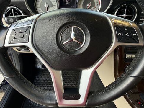 Used 2014 Mercedes-Benz SLK 250 image 20