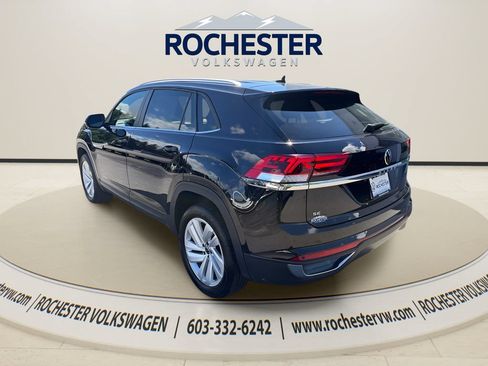 Used 2023 Volkswagen Atlas Cross Sport SE AWD/4WD image 4