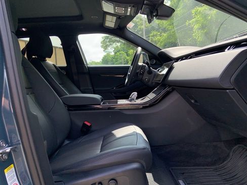 Certified 2024 Land Rover Range Rover Evoque Dynamic SE image 15