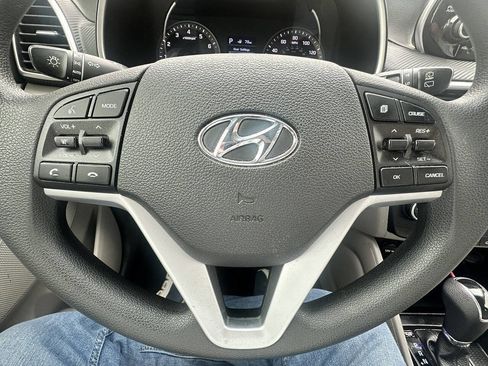 Used 2021 Hyundai Tucson Value w/ Cargo Package FWD image 14