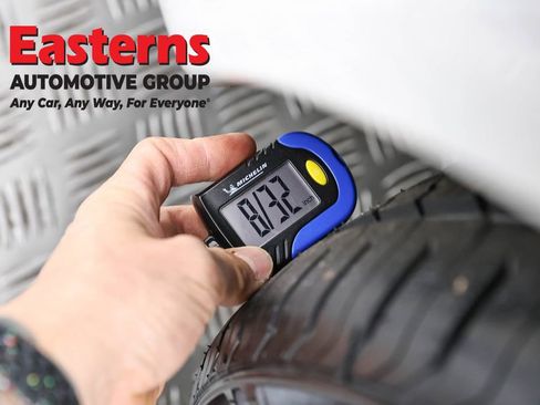 Used 2023 Tesla Model 3 Standard Range image 24