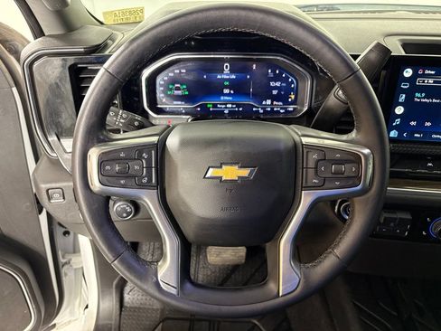 Used 2022 Chevrolet Silverado 1500 LT w/ Protection Package AWD/4WD image 22