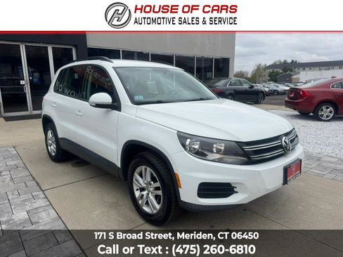 Used 2015 Volkswagen Tiguan S image 3