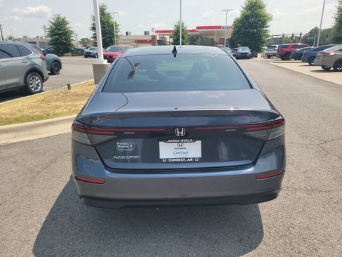 Certified 2025 Honda Accord SE image 4