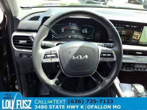 Used 2023 Kia Telluride S AWD/4WD image 7