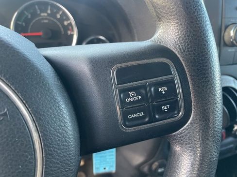 Used 2012 Jeep Wrangler Sport image 21