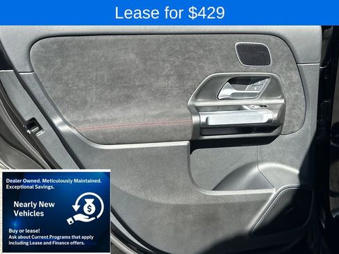 Used 2025 Mercedes-Benz GLB 250 image 28