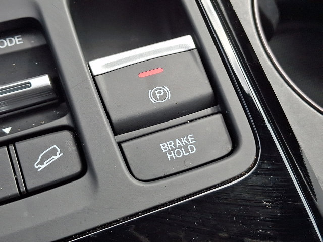 Certified 2024 Honda Pilot TrailSport image 26