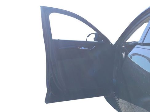 Used 2023 Buick Envision Preferred image 15