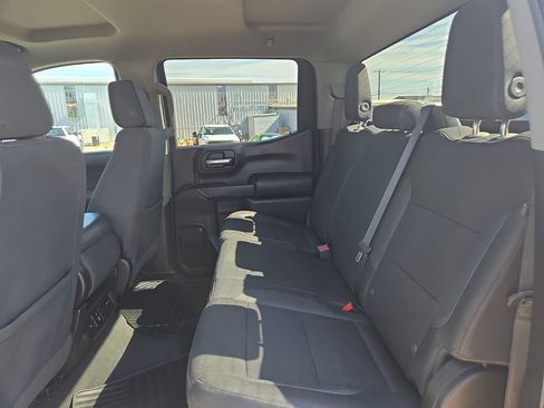 Used 2025 Chevrolet Silverado 1500 Custom Trail Boss AWD/4WD image 17