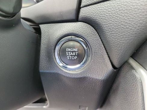 Used 2025 Toyota RAV4 XLE w/ Convenience Package FWD image 31