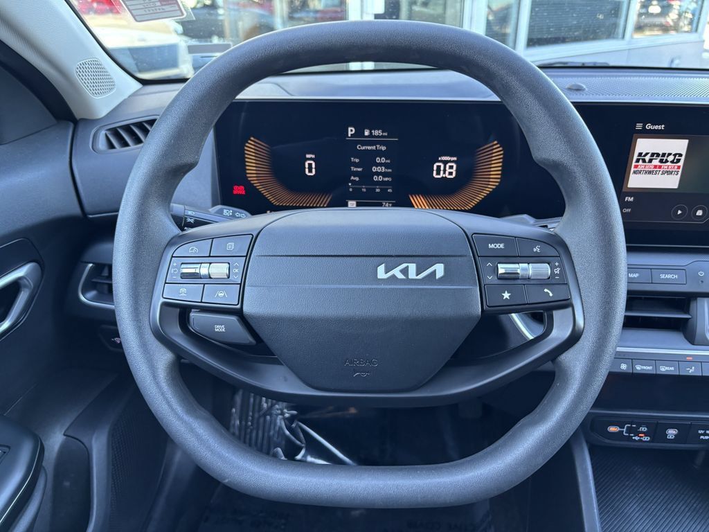 Used 2026 Kia K4 FWD image 12