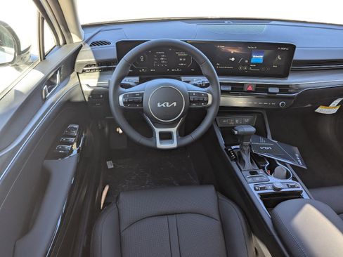 New 2026 Kia K5 EX image 7