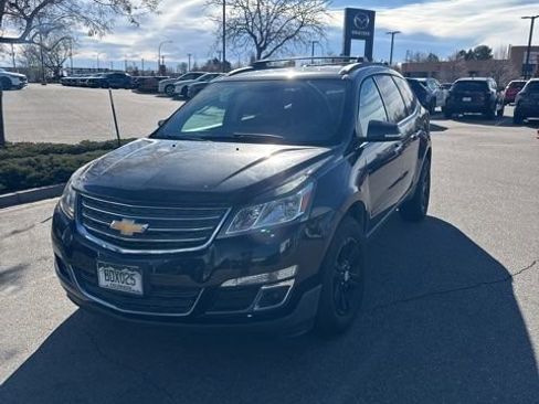 Used 2013 Chevrolet Traverse LT image 1