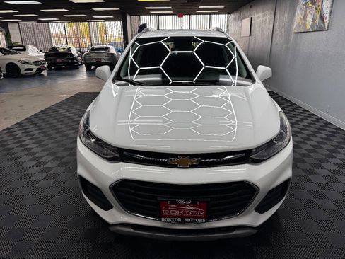 Used 2019 Chevrolet Trax LT w/ LT Convenience Package image 5