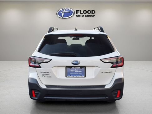 Used 2021 Subaru Outback Premium image 5