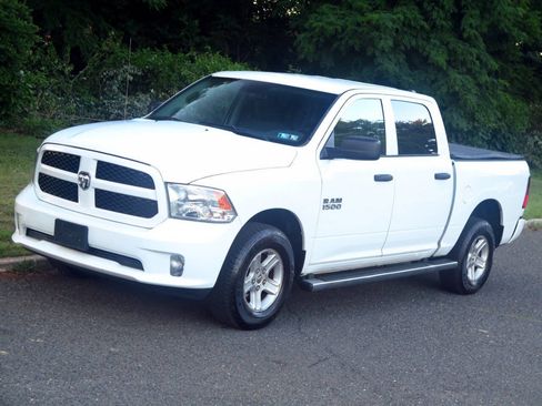 Used 2017 RAM 1500 Express AWD/4WD image 26
