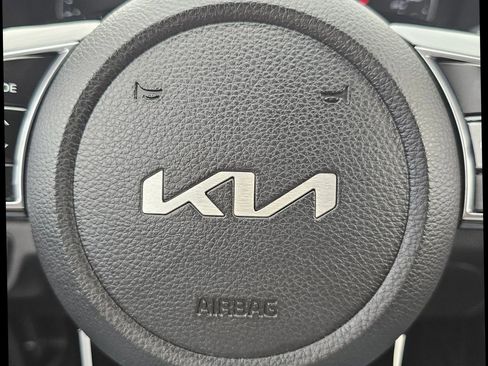 Used 2023 Kia Seltos Nightfall Edition image 14