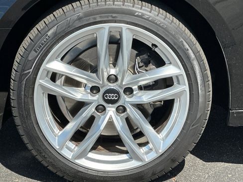 Used 2017 Audi A4 2.0T Ultra Premium w/ Convenience Package image 11