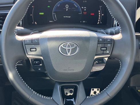 Certified 2026 Toyota Camry SE image 18