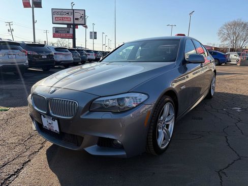 Used 2012 BMW 550i Sedan image 3