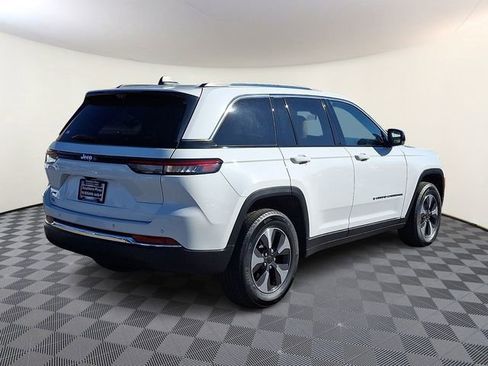 Used 2022 Jeep Grand Cherokee Limited 4xe w/ Luxury Tech Group II image 7