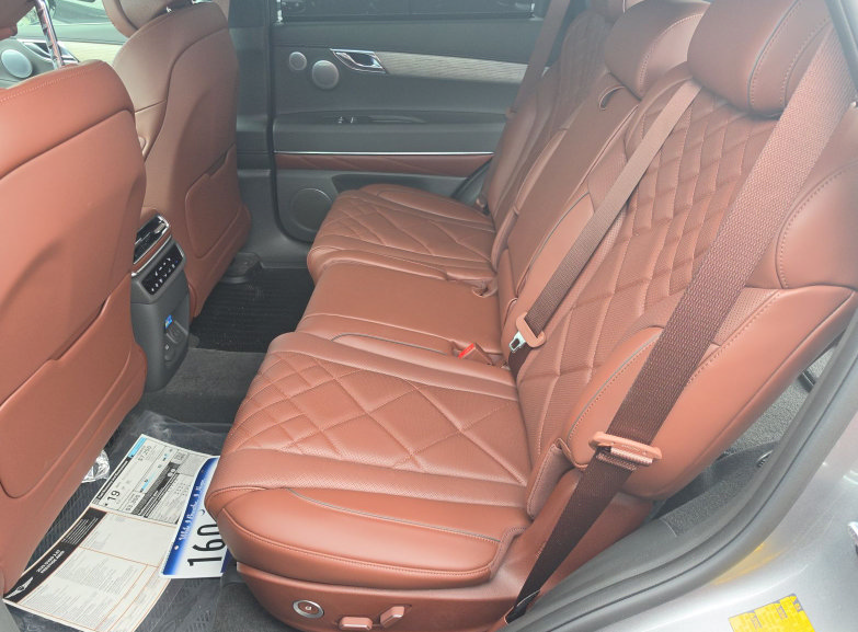 Used 2025 Genesis GV80 3.5T Prestige AWD/4WD image 8