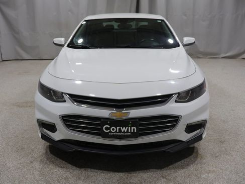 Used 2018 Chevrolet Malibu LT FWD image 7