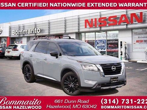 Used 2023 Nissan Pathfinder Platinum w/ Lighting Package (N92) AWD/4WD image 1