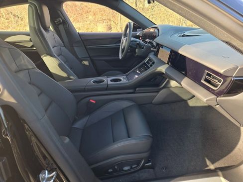 New 2026 Porsche Taycan 4 image 32