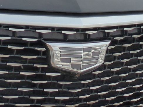 Certified 2024 Cadillac XT6 Premium Luxury w/ Technology Package image 11