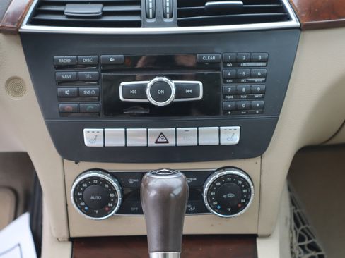Used 2013 Mercedes-Benz C 300 4MATIC Sedan image 17