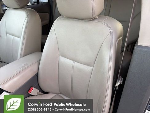 Used 2013 Ford Edge Limited image 22