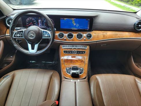 Used 2020 Mercedes-Benz E 350 Sedan w/ Parking Assistance Package image 14