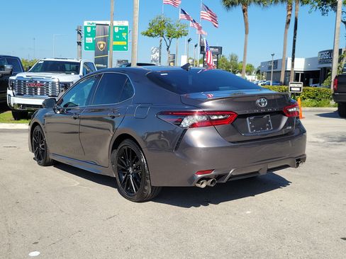 Used 2023 Toyota Camry XSE FWD image 7