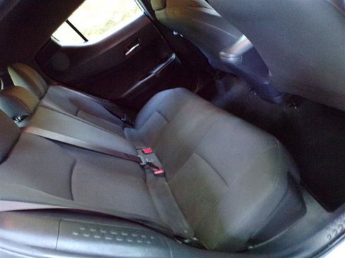 Used 2019 Toyota C-HR LE FWD image 22