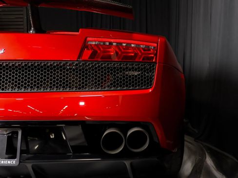 Used 2011 Lamborghini Gallardo LP 560-4 AWD/4WD image 16