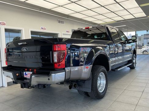 Used 2022 Ford F350 Lariat w/ Lariat Value Package AWD/4WD image 5