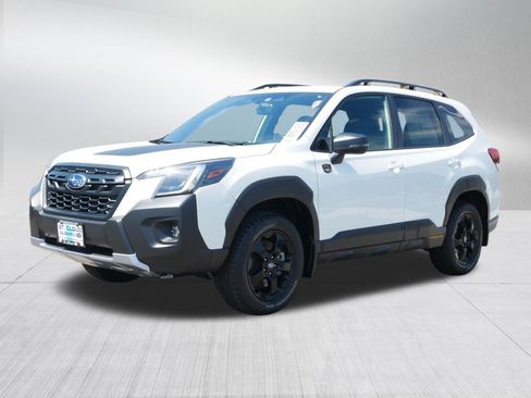 Certified 2025 Subaru Forester Wilderness w/ Wilderness Package AWD/4WD image 3
