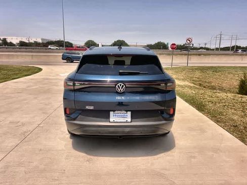 Used 2023 Volkswagen ID.4 Pro AWD/4WD image 6
